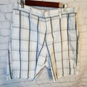 Men's Burnside flat front shorts, size 36